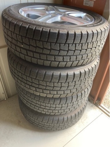 中古スタッドレスタイヤ　ダンロップ　215/55R17