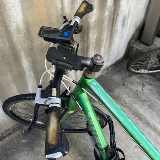 【引退品】トレッククロスバイク 7.4FX 備品つき