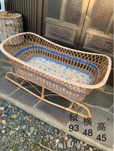 レトロ赤ちゃん寝床(値下