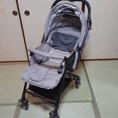 ベビーカーの画像