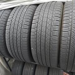 235/55R17  ミシュランタイヤ　PIAAホイール 5穴114.3 ラグレイトなどの画像