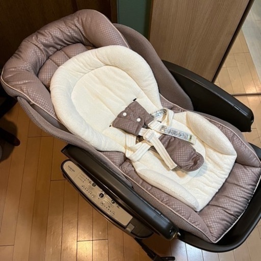 Aprica ユラリズム オート ハイローベッド＆チェア 電動ハイチェアー