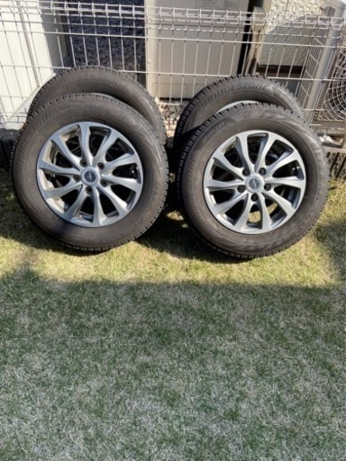 2021年製造　ブリヂストン　ブリザック VRX2 スタッドレスタイヤ