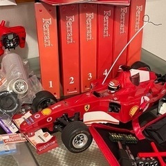 フェラーリ 2004 ディアゴスティーニ 組立済本体とマガジン ...
