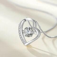 新品　オープンハート♡ジルコニア☆ネックレス　ホワイトクリアの画像