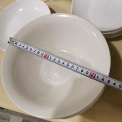 ラーメン用の皿の画像