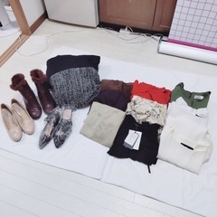 【すぐ引き取り希望】まとめ売り　女性服　靴　レディース　ドレス　...