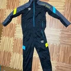UMBRO ジャージ上下セット　Lサイズ