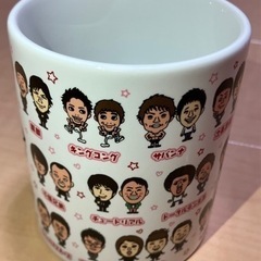 吉本芸人のイラストがプリントされたマグカップの画像