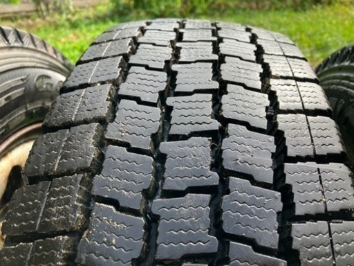 冬タイヤ195/75R15  ４本　2020年製　ホイール付き