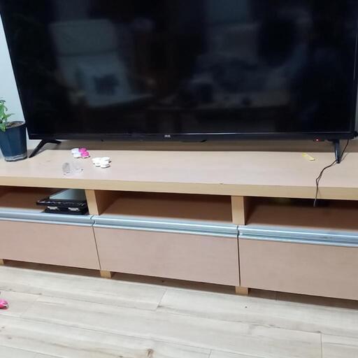 テレビボード