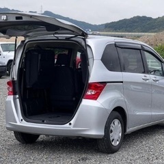 ホンダ フリード 低走行距離の画像