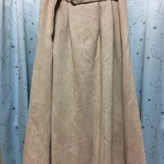 ベージュベロアスカート