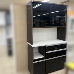 J2693 現行販売品 美品！福岡家具 大川家具 松田家具 120KB ロイス 食器棚  モダンシックデザイン キッチンボード IDC大塚家具 取扱  クリーニング済み　【リユースのサカイ柏店】 流山市 中古 食器棚 松戸市 中古 食器棚 我孫子市 中古 食器棚 船橋市 中古食器棚 守谷市 中古食器棚 取手市 中古食器棚 