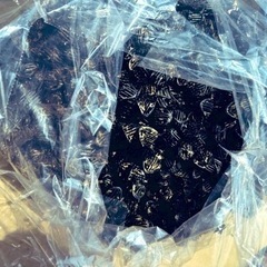 アロワナ　水槽等に　ろ材大量　