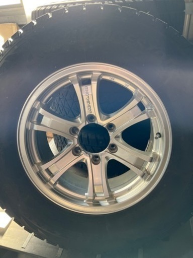 ランクルプラド等　ブリヂストン　スタッドレスタイヤホイール４本セット