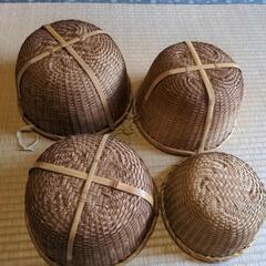 竹ざる大中小4個の画像