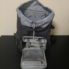 カメラリュック レインカバー付き 15インチPC収納可の画像
