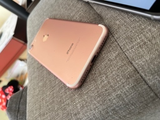 iPhone7 32GB ピンク　SIMフリー　残債なし