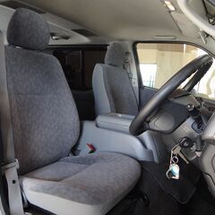 自社ローンあり！ガソリン100リットルプレゼント✨人気車‼✨バックカメラ✨トヨタ★ハイエースバン★スーパーGL★2000cc★5人乗り★の画像