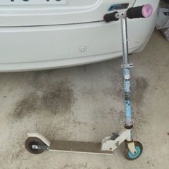 子供用キックボード