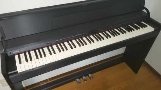 【美品】Roland 電子ピアノ DP90S【無料配送可能】 スタイリッシュなデジタルピアノ新「DPシリーズ」発売