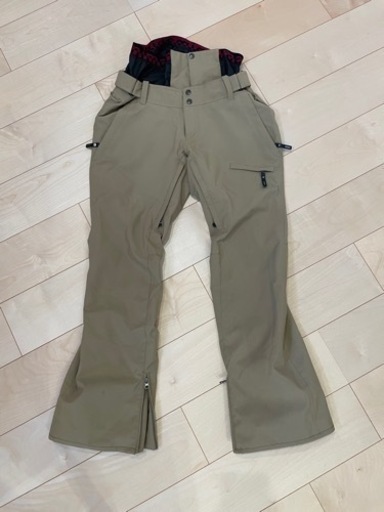 スノーボードパンツ　Mサイズ