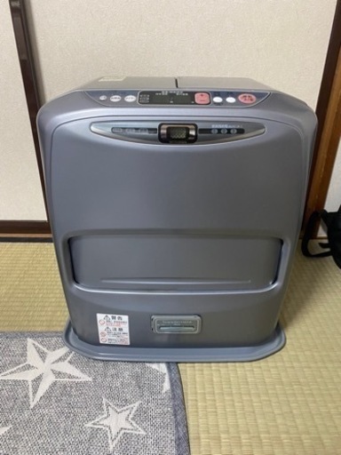 お値下げしました！石油ファンヒーター