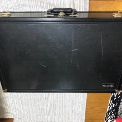 楽器ケース（ホルンハードケース）