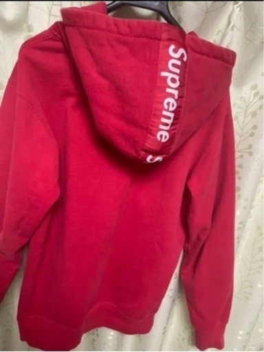 supreme シュプリーム　パーカー