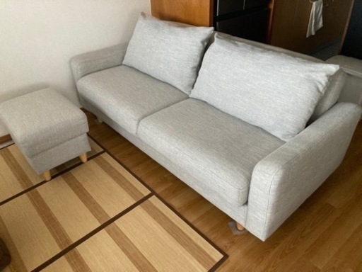 unico 3人がけソファーベッド・オットマン付き