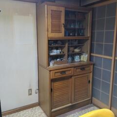 ★たっぷり入る 昭和の食器棚★天然木35年選手★