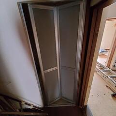 ユニットバス、洗面台1式、激安の画像