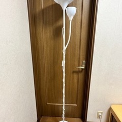 IKEA 照明スタンド※電球付き