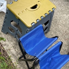 バーベキュー用の小さなスツール