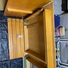 代理出品③ 折り畳みテーブル　中古　天然木　綺麗なグリーン椅子一脚付き