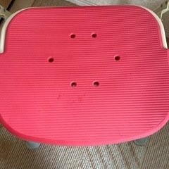 折り畳み椅子の画像