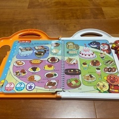 お取引中　アンパンマン　知育玩具　おしゃべりいっぱいことば図鑑の画像