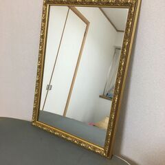 お洒落な洗面台用ミラー