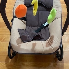 ベビー　バウンサー