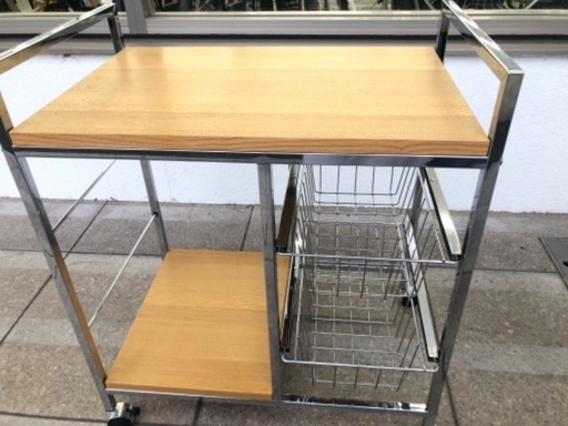 ニトリ キッチンワゴン　木製　 幅600×奥行380×高さ700（mm）