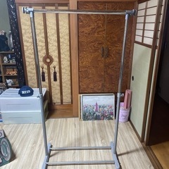 【お譲り先決定】ハンガーラックの画像
