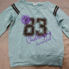 トレーナー　緑