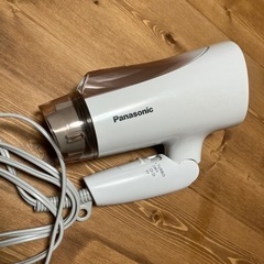 ⭐️無料⭐️ ドライヤー　Panasonic パナソニック　イオニティ