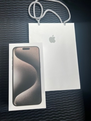 新品未開封】iPhone 15 Pro Max ブラックチタニウム 256