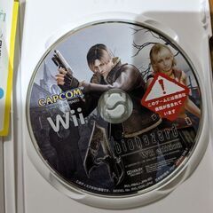wii本体　バランスボード　フィットプラス　バイオハザード4　３２型テレビの画像