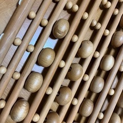 背中のツボ刺激の画像