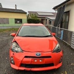 Toyota アクア 2012年式 書類あり