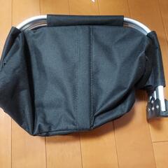 新品　折りたたみカバンの画像