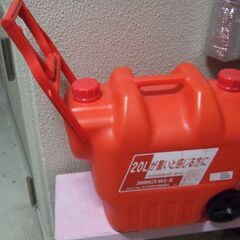 運びやすい灯油タンク（カート付き） 20Lの画像